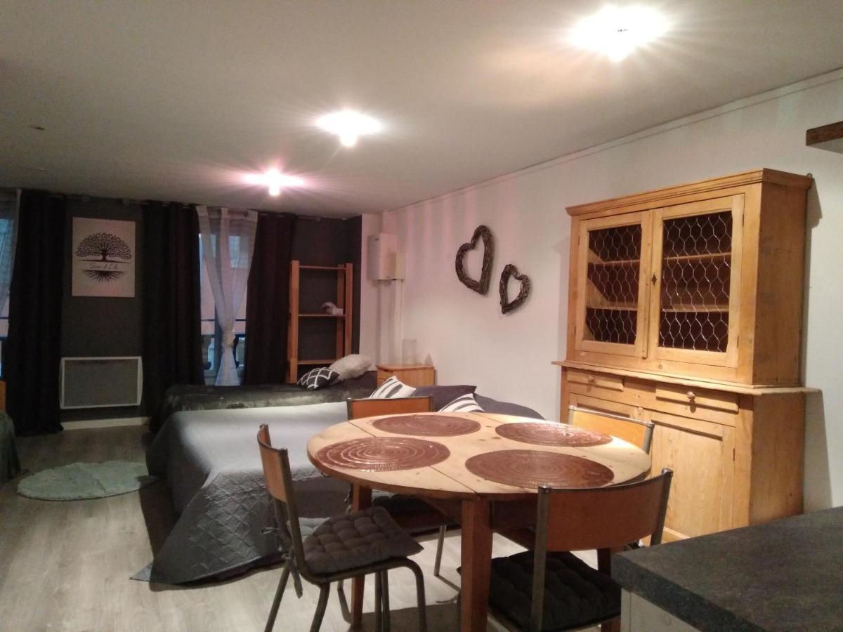 Espace Grenouillit Le Puy en Velay Exterior foto