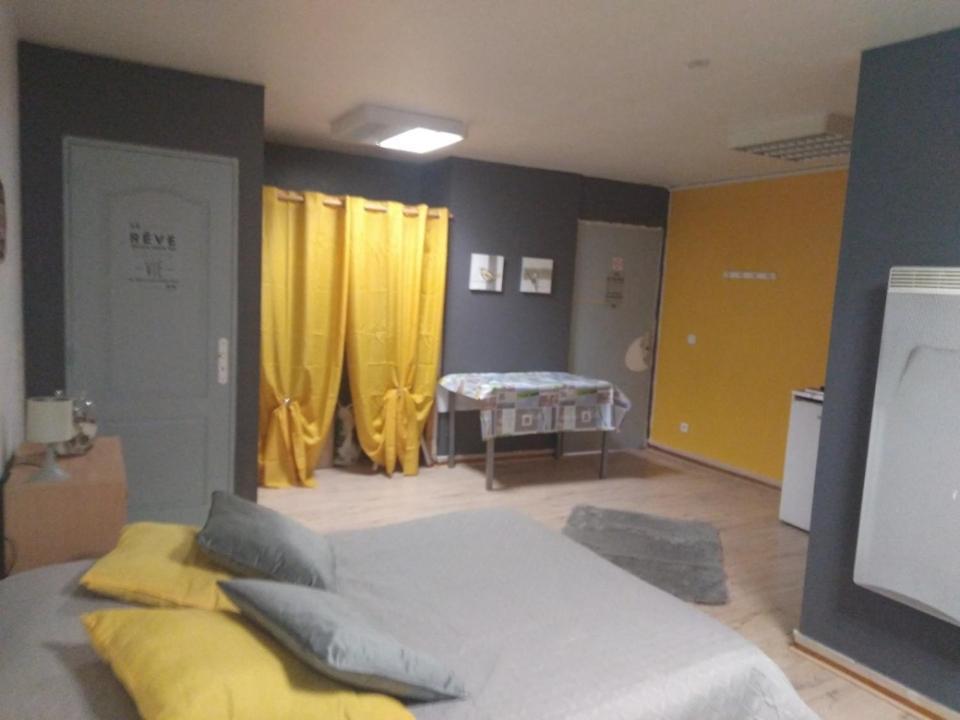 Espace Grenouillit Le Puy en Velay Exterior foto